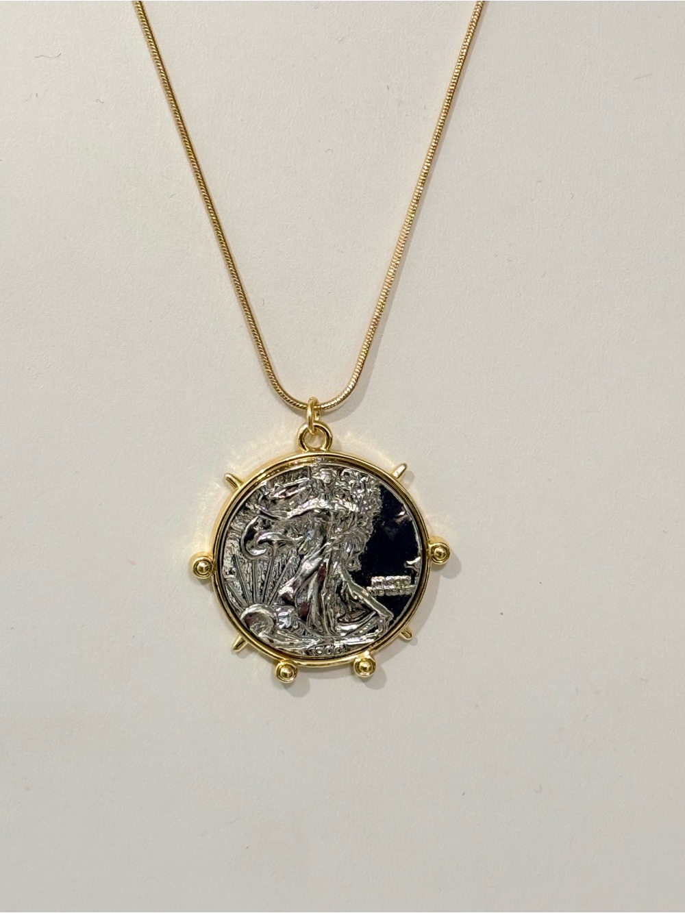 18k Gold Plated Tone Pendant Necklace - Women Jewelry - Picture 2 of 8